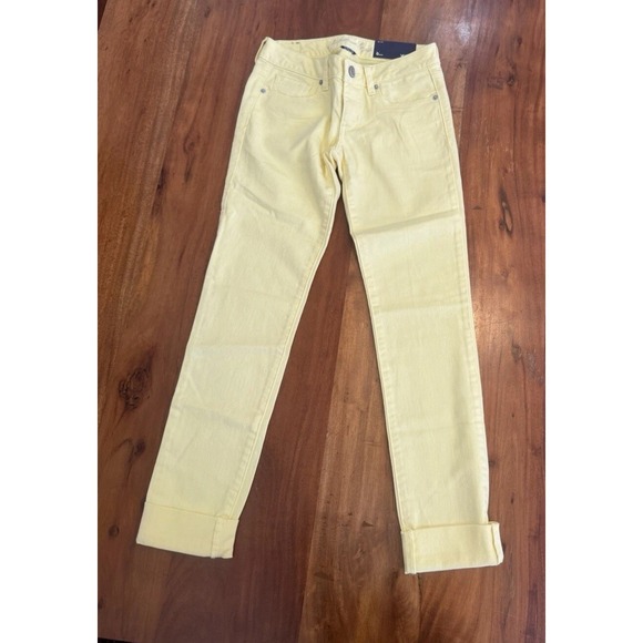 American Eagle Jeans Y2K Yellow Denim Cuffed Straight Leg Skinny Stretch 0 NEW - Picture 1 of 11